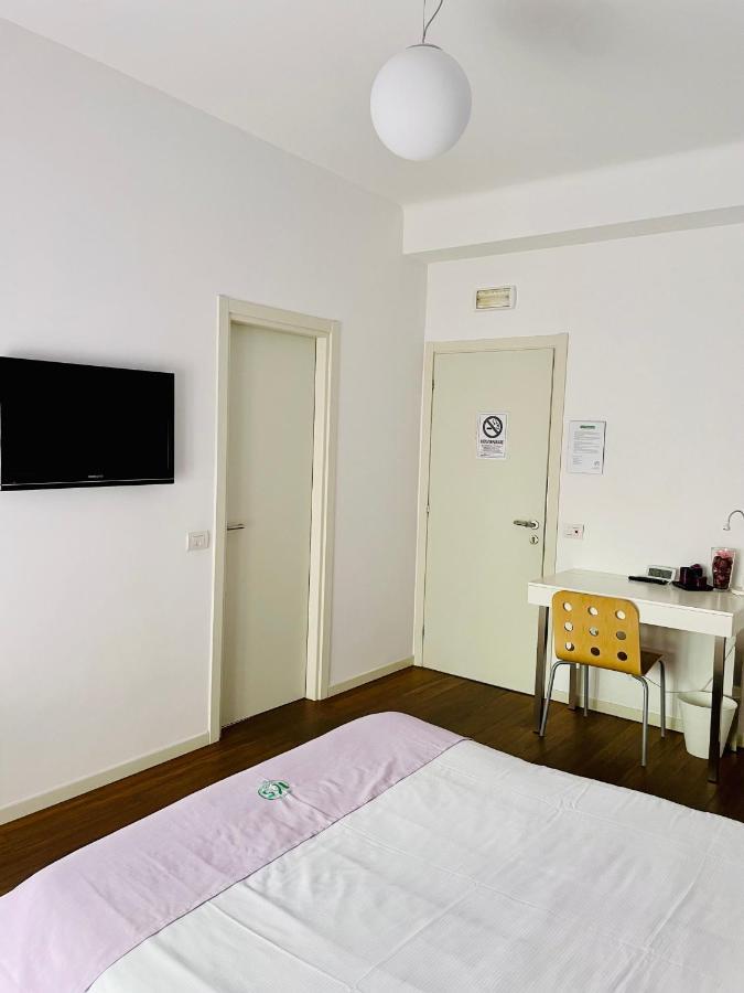 Hotel Via Padova 165 Milán Exterior foto